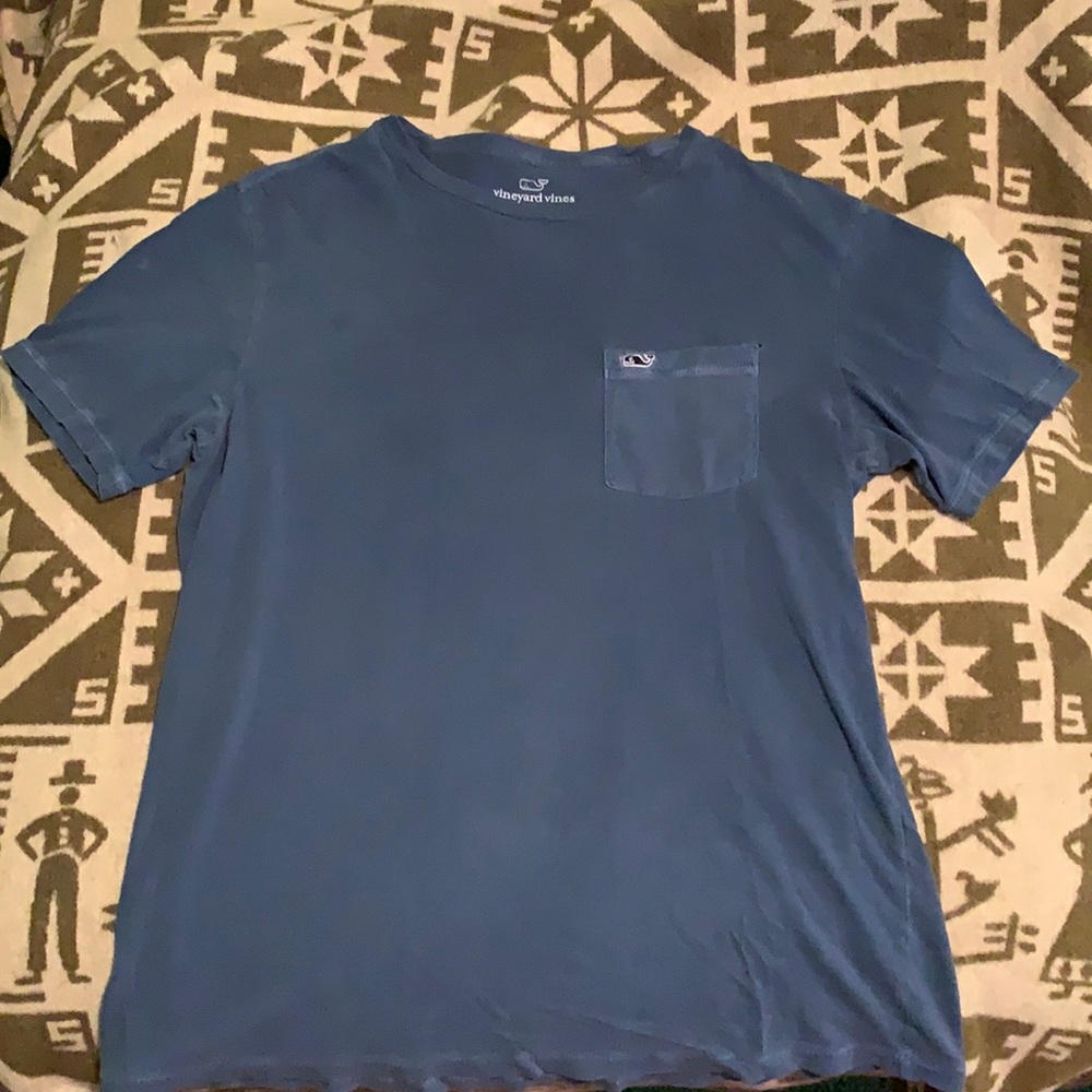 Vineyard vines shirt